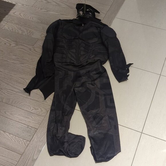 Rubie's Black & Gold Batman Costume - NWT Size L 10-12 Kids - Picture 5 of 5